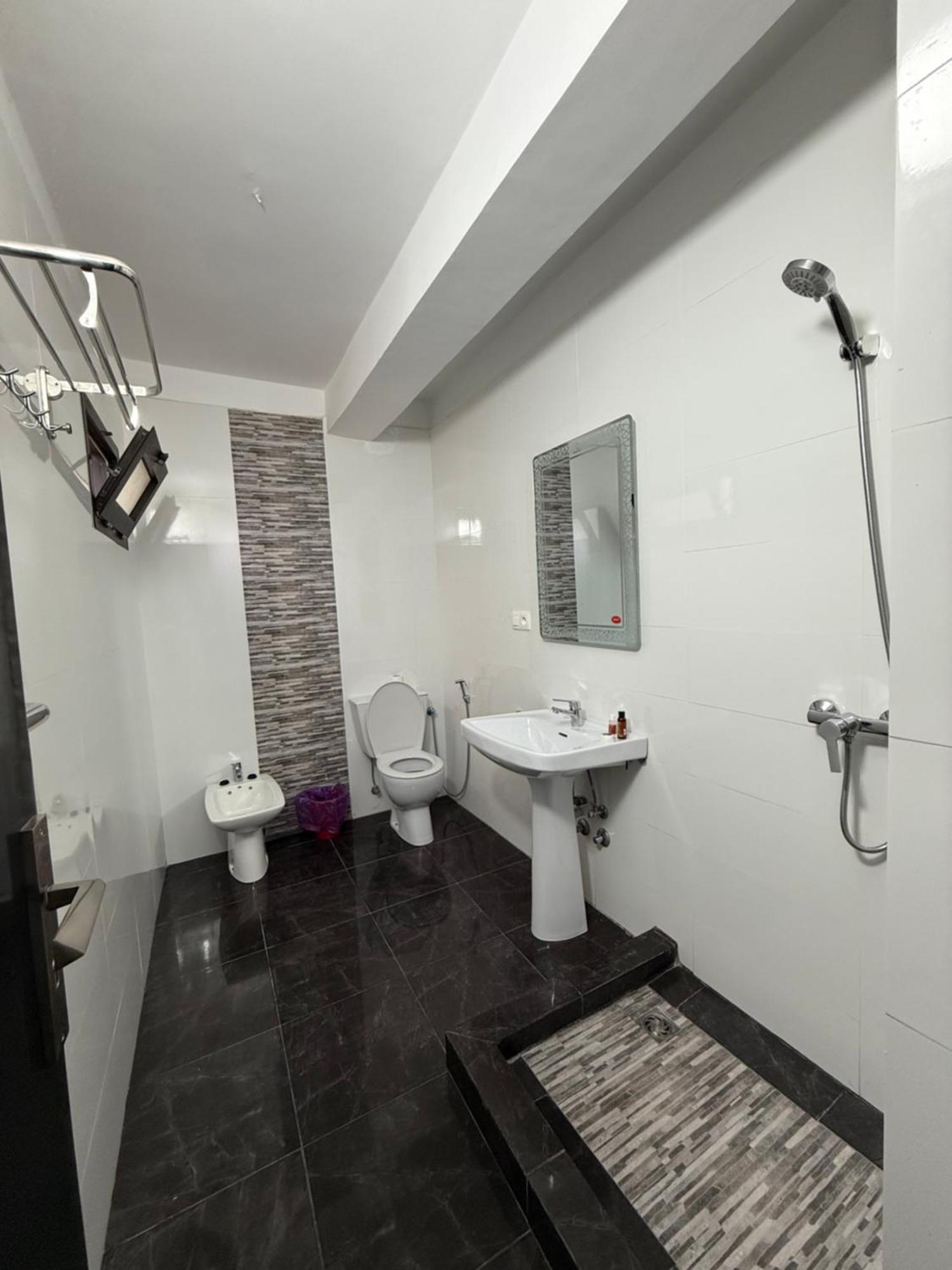 Crystal Boulevard Apartment Tangier Exterior photo